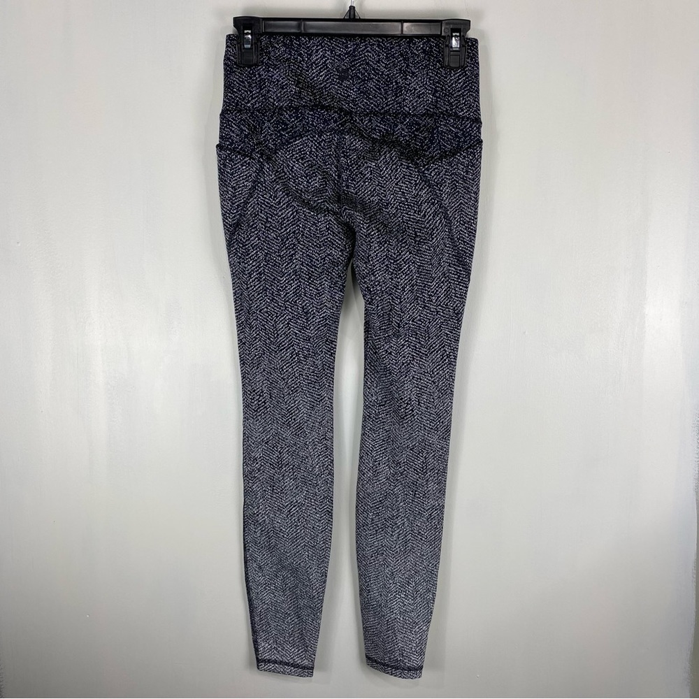 All In Motion Full Length Printed Pattern Stretchy High Waisted Leggings Size XS - Picture 2 of 5